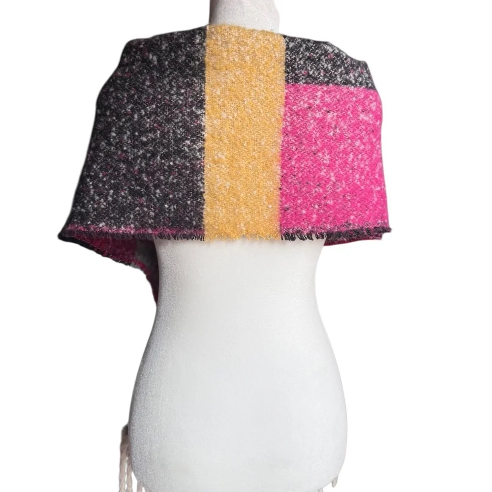 NWT Colorful‎ Fuchsia Scarf